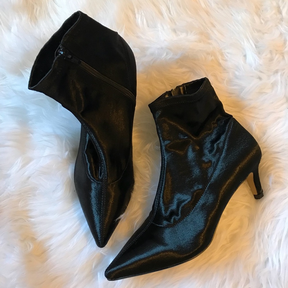 New Topshop kitten heel booties
